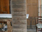 L' Altro battente del portone antico prima del restauro.