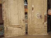 Coppia di sportelli antichi in noce