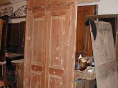 La porta Liberty prima di essere laccata e restaurata.