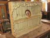 L'Alzata di credenza trasformata in shabby chic